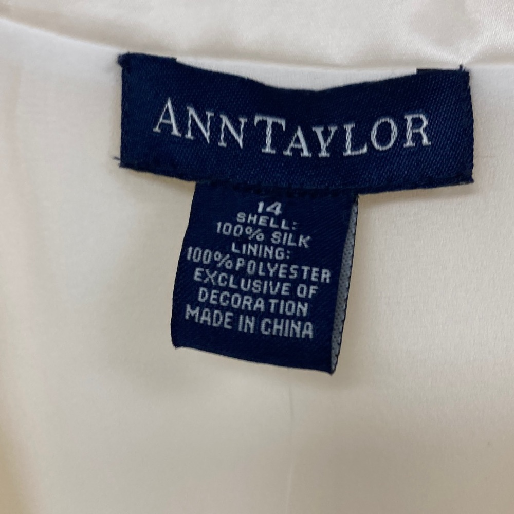 Ann Taylor White Satin Sleeveless Button-Front Blouse - Picture 2 of 7